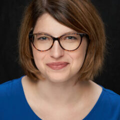 Mary Loliger Headshot